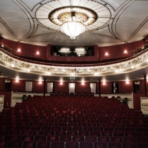 seniorklubben i folketeateret truckervask til ældrebyrden